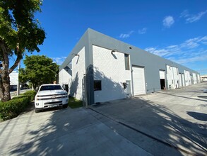 8001-8037 NW 54th St, Doral, FL for rent Building Photo- Image 1 of 2