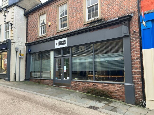 More details for 7-8 High St, Stroud - Retail to Rent