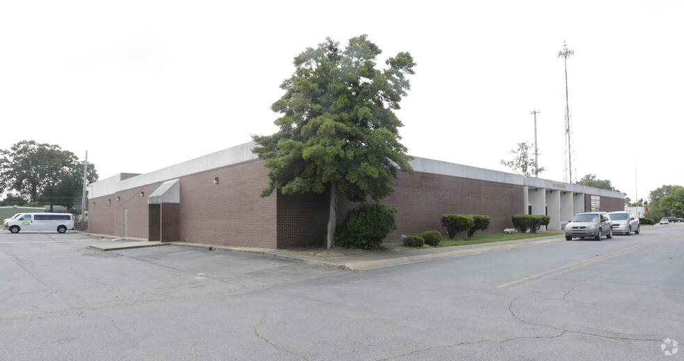 901 N 1st St, Jacksonville, AR for sale - Primary Photo - Image 1 of 1