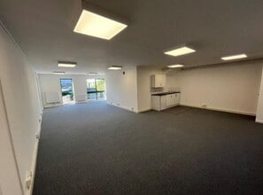 Mackenzie Way, Swindon Village to rent Interior Photo- Image 1 of 1