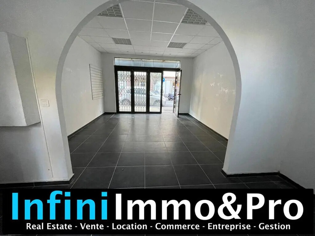 Location Commerce 33 m² - Photo 1