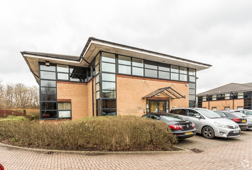 Commercial Rd, Darwen for sale - Building Photo - Image 2 of 12