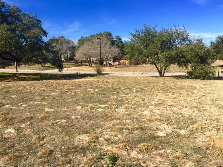 621 Duck St, Pleasanton, TX for sale - Other - Image 2 of 5