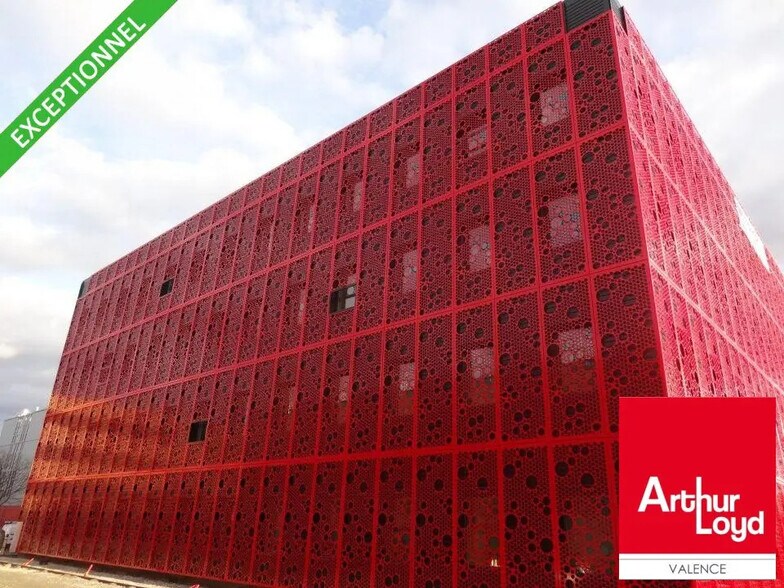 Office in Valence to rent - Building Photo - Image 1 of 6