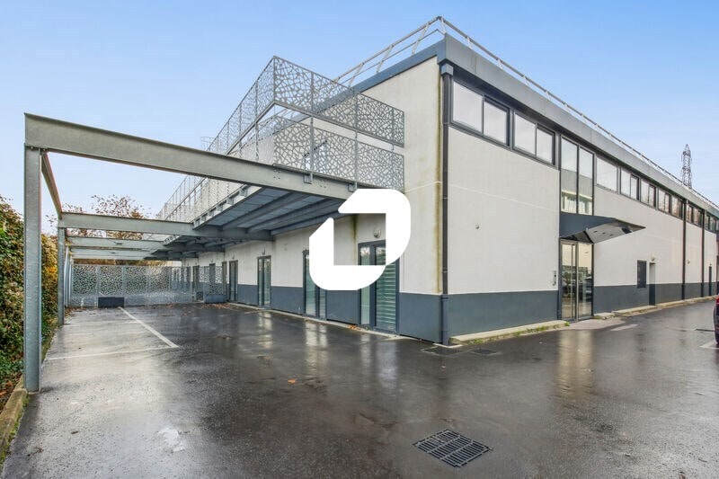 Light Industrial in Villeneuve-la-Garenne to rent - Building Photo - Image 3 of 14