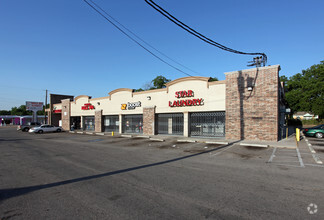 More details for 4735 S Lancaster Rd, Dallas, TX - Retail for Sale