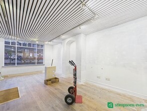 16 Cornwall Pl, Buckingham to rent Interior Photo- Image 2 of 3