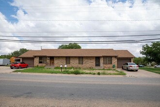 115 E 18th St, Big Spring, TX for sale Primary Photo- Image 1 of 1