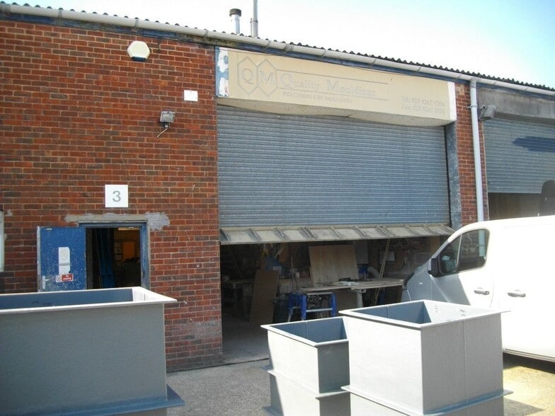 Limberline Rd, Portsmouth for sale - Building Photo - Image 1 of 1