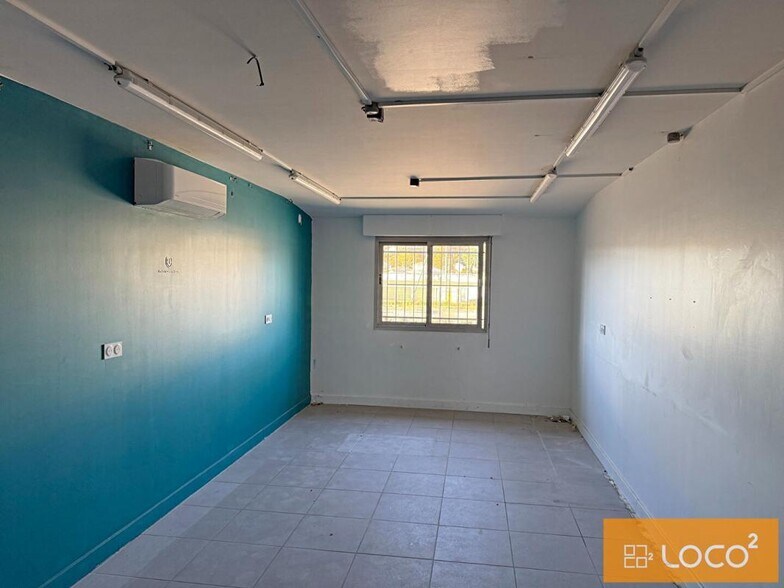 1 Rue De Bourgogne, Plaisance-du-Touch to rent - Building Photo - Image 2 of 8