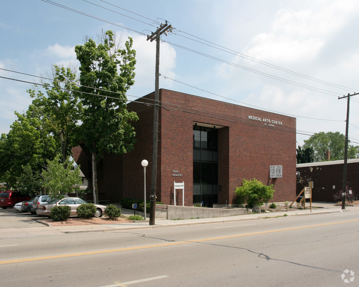 1020 Regent St, Madison, WI for rent - Building Photo - Image 3 of 19