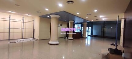 Retail in Badalona, Barcelona to rent Floor Plan- Image 2 of 14