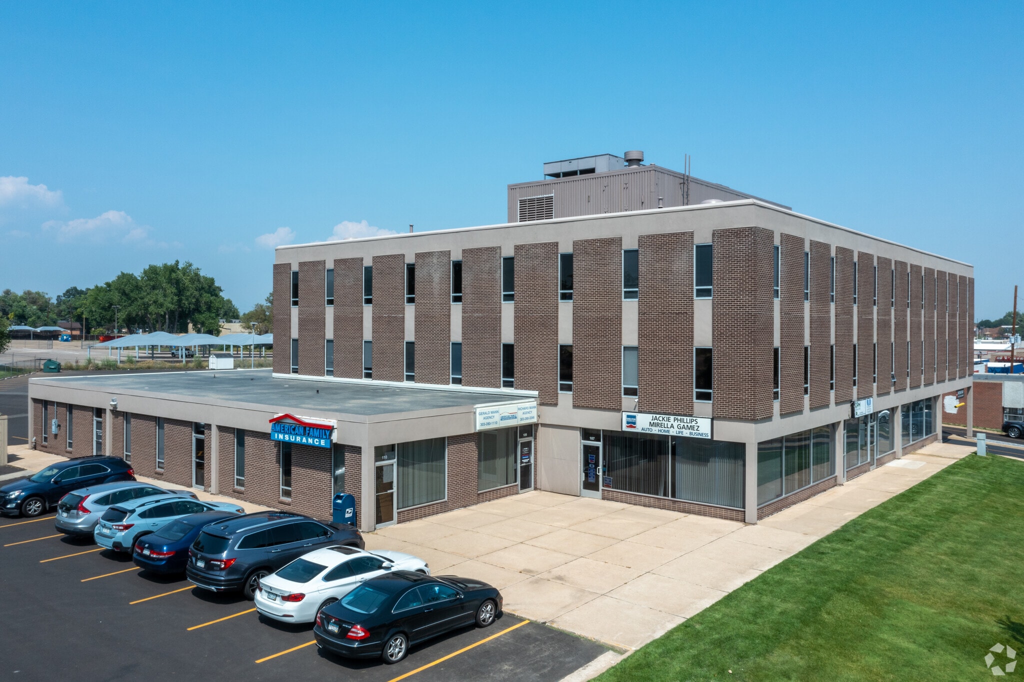 10465 Melody Dr, Northglenn, CO to rent Primary Photo- Image 1 of 5