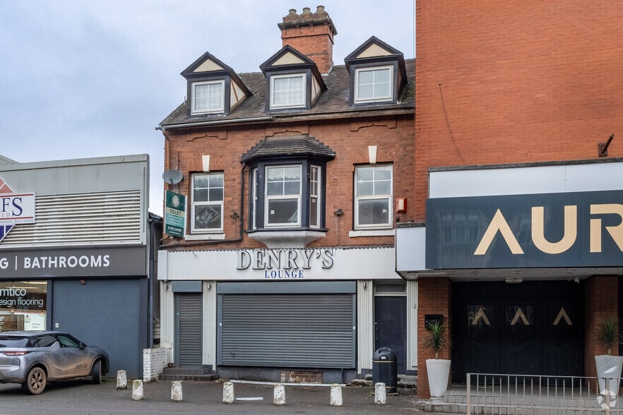 137 Newport Rd, Stafford to rent - Building Photo - Image 2 of 2