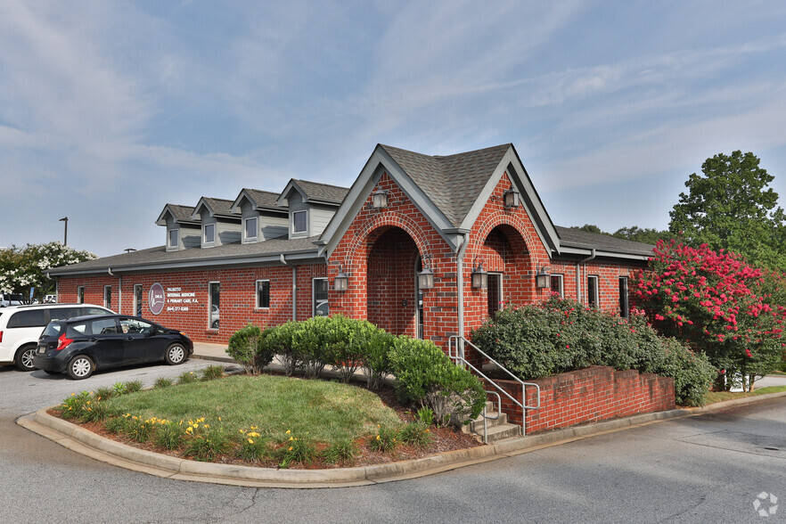 300 W Butler Rd, Mauldin, SC for sale - Primary Photo - Image 1 of 1