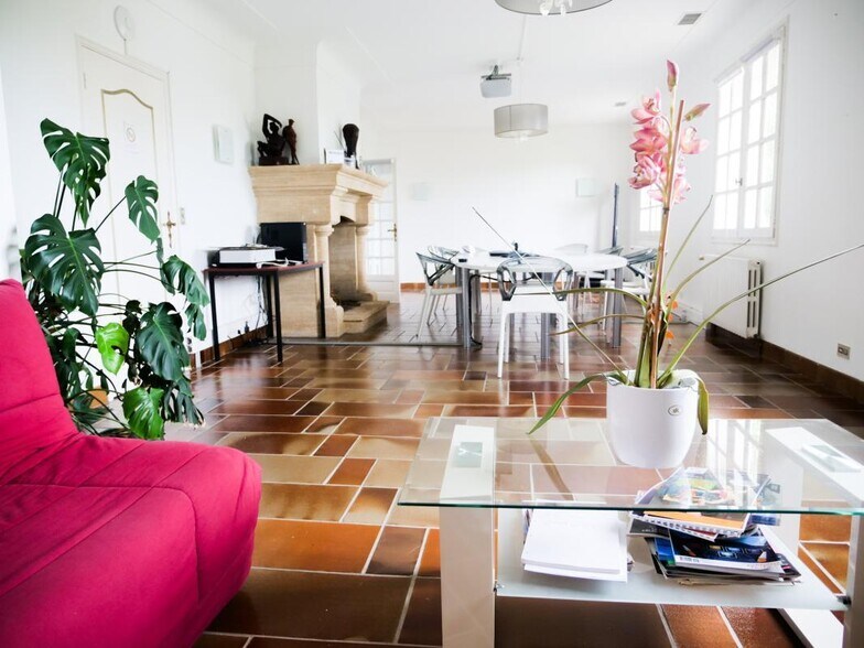 Office in Montauban for sale - Interior Photo - Image 3 of 6