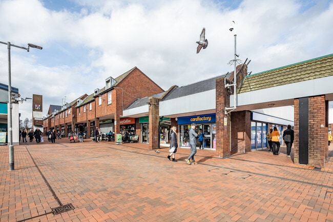 More details for Lee Rd, Manchester - Retail to Rent