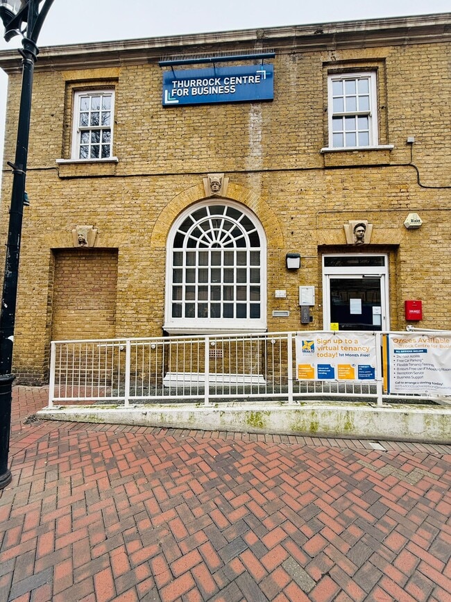 More details for 2-4 George St, Grays - Office to Rent