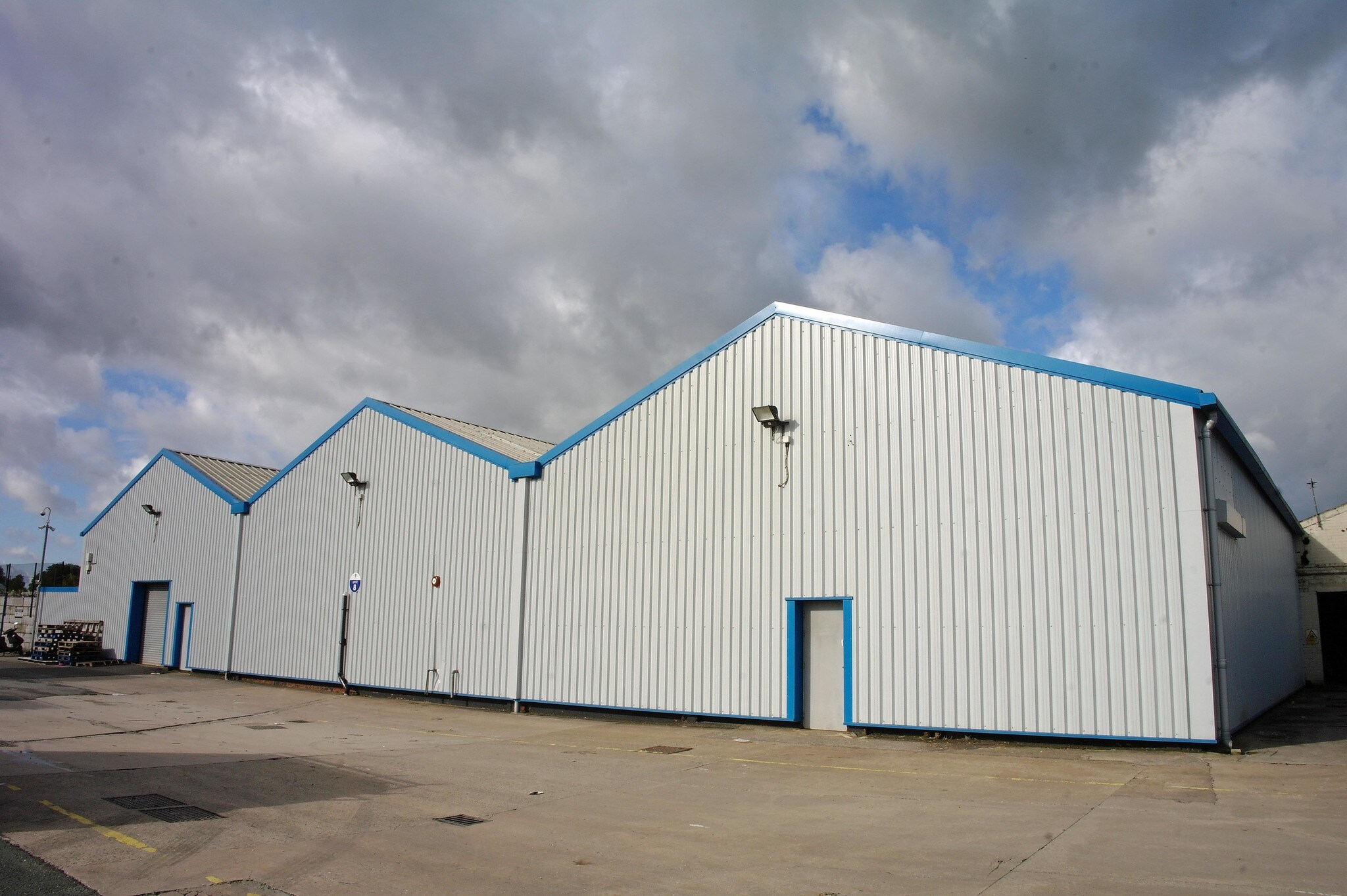 8 Warth Rd, Bury for sale Primary Photo- Image 1 of 1