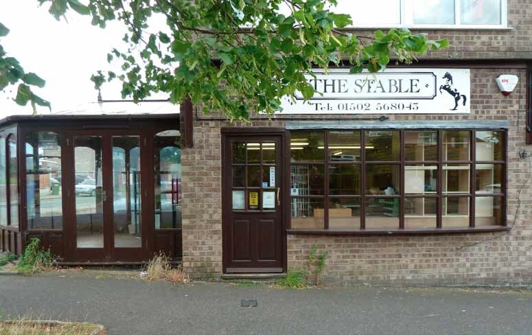 6 Pound Farm Para, Lowestoft for sale Primary Photo- Image 1 of 1