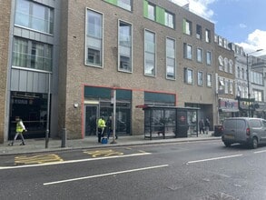 Kingsland High St, London to rent Building Photo- Image 2 of 4