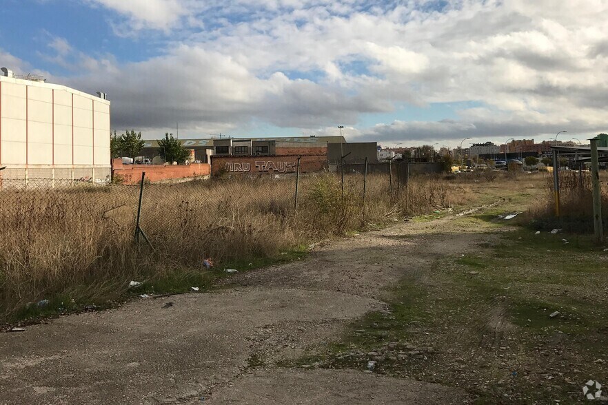 Land in Madrid, Madrid for sale - Primary Photo - Image 1 of 1