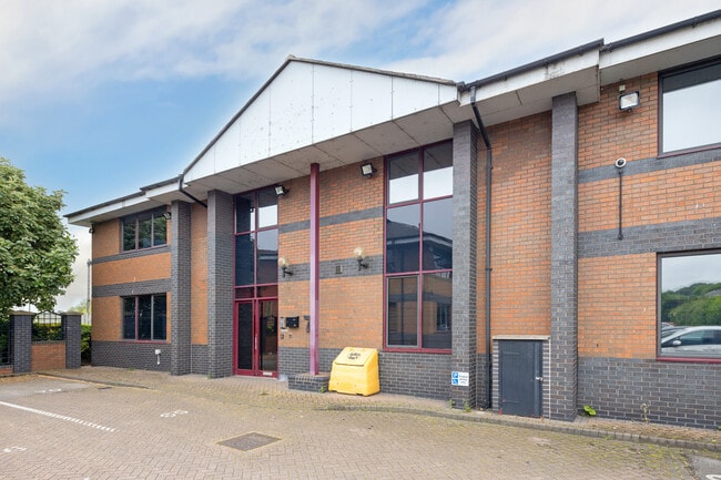 More details for Monckton Rd, Wakefield - Office to Rent