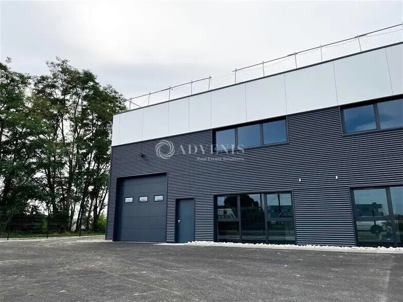 Light Industrial in Souffelweyersheim to rent - Building Photo - Image 2 of 9