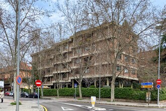 Calle de Agastia, 44, Madrid, Madrid for rent Building Photo- Image 1 of 3