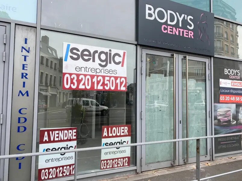 Retail in Roubaix for sale Building Photo- Image 1 of 9