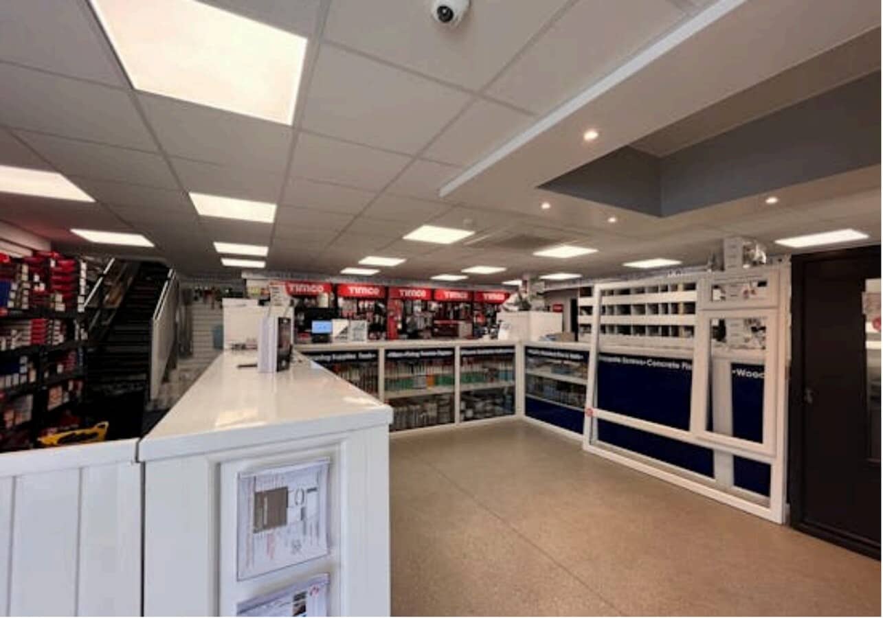 Smeaton Clos, Aylesbury, BKM HP19 8UP - Unit 17 - - Interior Photo - Image 2 of 8