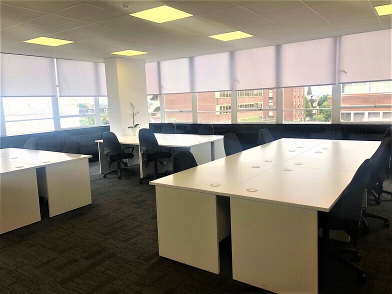 165-177 The Broadway, London to rent - Interior Photo - Image 3 of 8