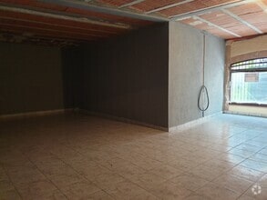 Retail in Pedrezuela, Madrid to rent Interior Photo- Image 1 of 4