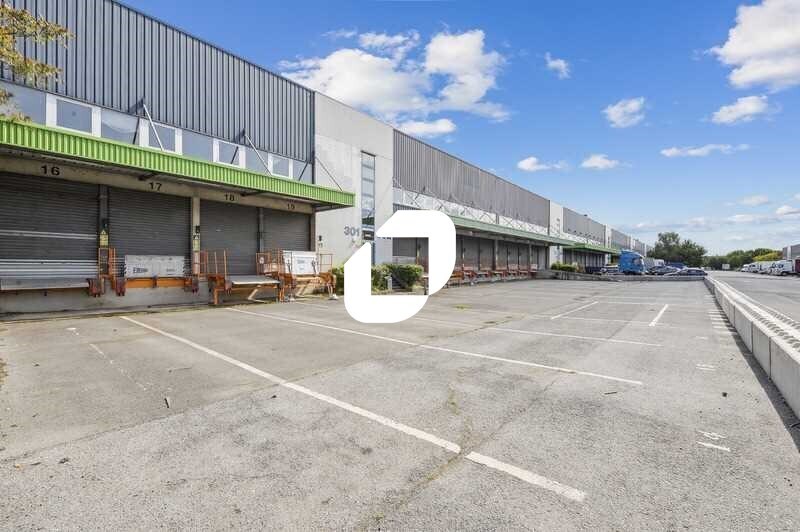 Industrial in SAINT-OUEN-L'AUMONE to rent - Building Photo - Image 3 of 18