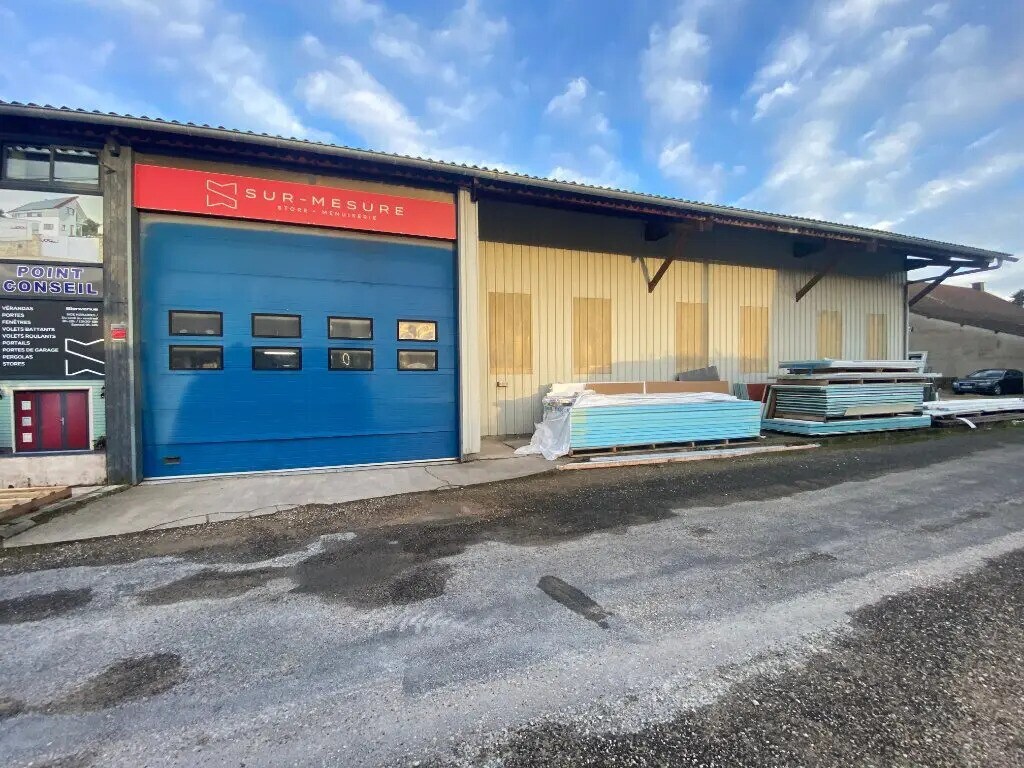 Vente Local d'activités 650 m² - Photo 1