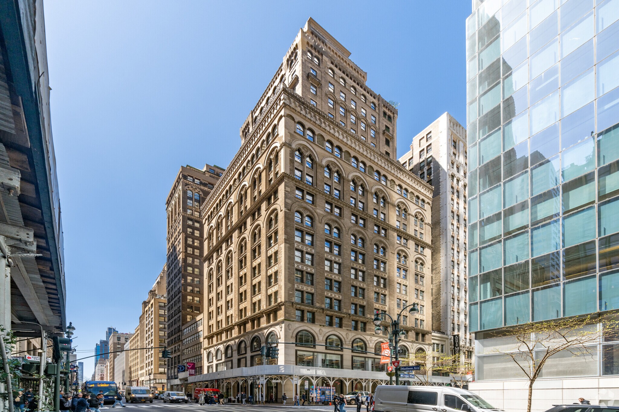 292 Madison Ave, New York, NY to rent Building Photo- Image 1 of 3