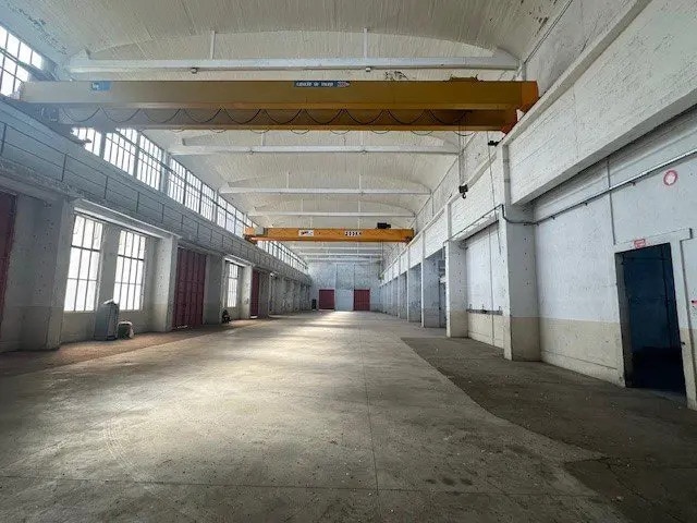 Location Entrepôt 2 724 m²
