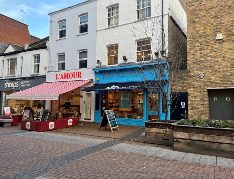 4 Fife Rd, Kingston Upon Thames for sale Primary Photo- Image 1 of 1