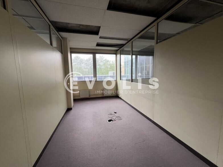 Office in Fontenay-sous-Bois for sale - Interior Photo - Image 2 of 14
