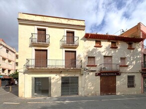 Retail in El Vendrell, Tarragona to rent Interior Photo- Image 1 of 20