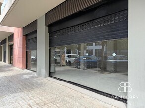 Retail in Badalona, Barcelona to rent Interior Photo- Image 1 of 14