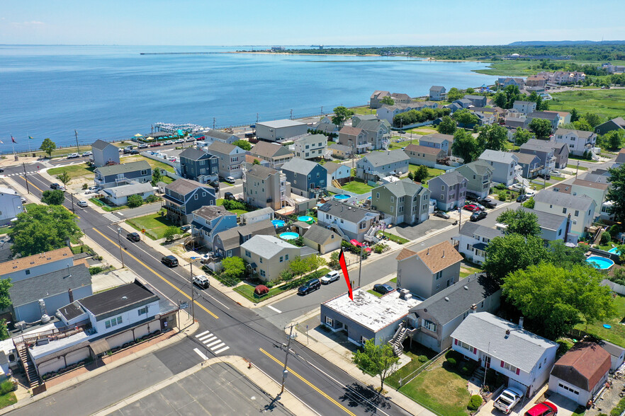 300-302 Florence Ave, Union Beach, NJ for sale - Primary Photo - Image 1 of 1