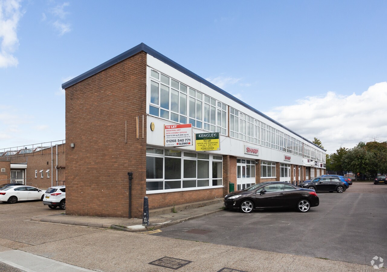 Crompton Close, Basildon SS14 3AY UK