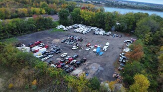 More details for 8300 Pingree Rd, Lake In The Hills, IL - Land to Rent