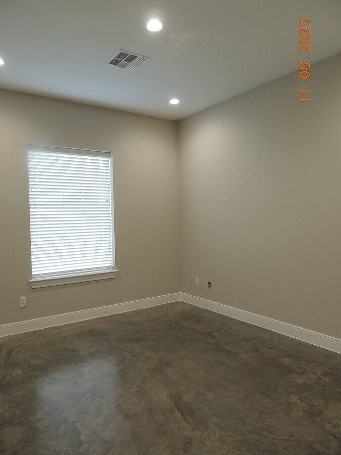 1902 Longmire Road, Conroe, TX 77304 Reserve L UK