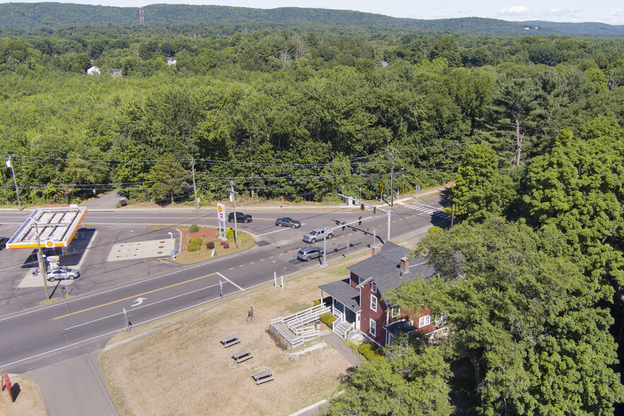 828-830 S Main St, Cheshire, CT for sale - Building Photo - Image 1 of 1