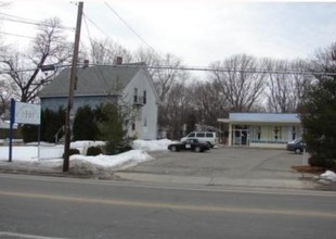 833 Willett Ave, East Providence, RI for sale Primary Photo- Image 1 of 1