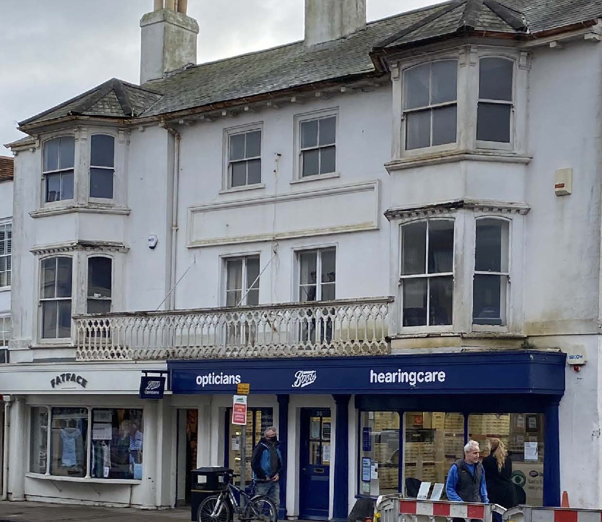 35 High St, Lymington for sale Building Photo- Image 1 of 1