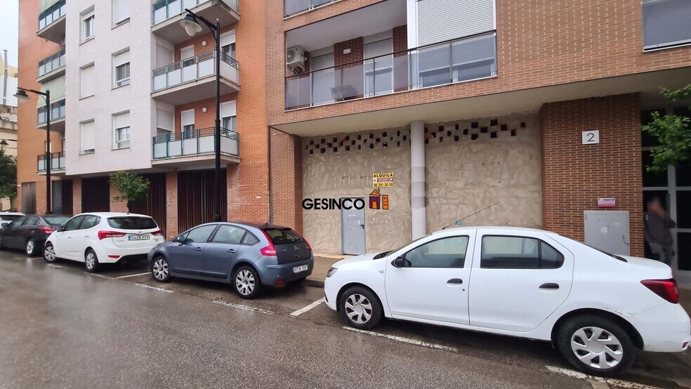 Retail in Ontinyent, Valencia to rent - Building Photo - Image 2 of 6