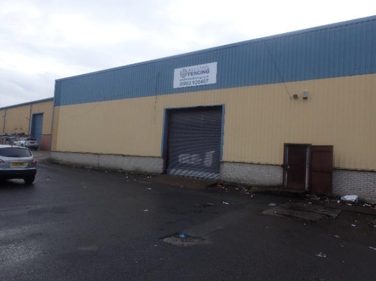 Atlas Trading Estate, Cross Street, Bilston to rent Building Photo- Image 1 of 3